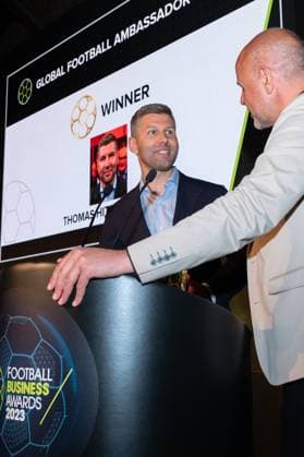 Thomas Hitzlsperger receiving the Football Business Awards Global Ambassador trophy at the Brewery London. 26 May 2023. Kostenfrei lizenzierbar. Can be licensed free of charge. Copyright: xxx Thomas Hitzlesperger receiving the Football Business Awards Global Ambassador trophy at the Brewery London. 26 May 2023. 106
