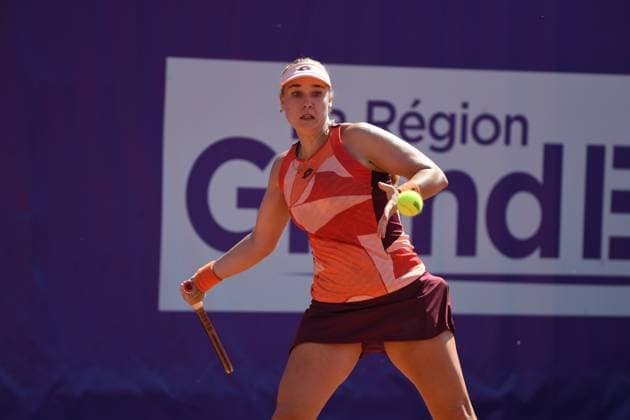 Tennis : Internationaux de Strasbourg 2023 - France - Anna Blinkova - Russie Tennis : Internationaux de Strasbourg 2023 - France - 26 05 23 ChrysleneCaillaud Panoramic 
