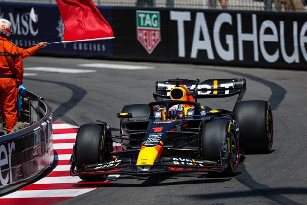 01 VERSTAPPEN Max (nld), Red Bull Racing RB19, action during the Formula 1 Grand Prix de Monaco 2023, 6th round of the 2023 Formula One World Championship, WM, Weltmeisterschaft from May 26 to 28, 2023 on the Circuit de Monaco, in Monaco - F1 - MONACO GRAND PRIX 2023 DPPI Panoramic  20230526_GOOD0373