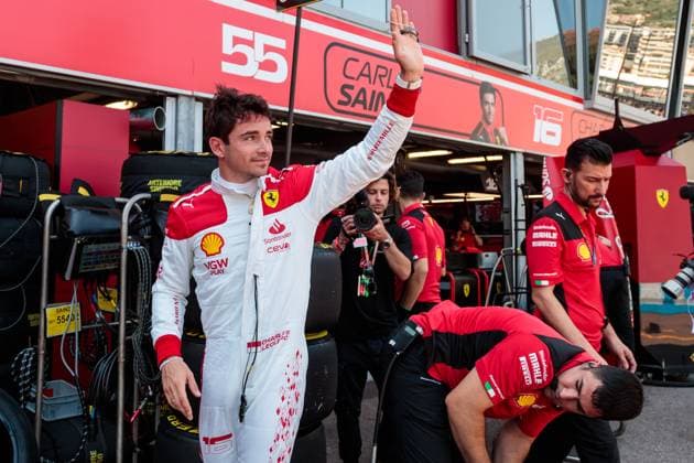 Charles Leclerc Scuderia Ferrari waves to his fans, Monaco Grand Prix, Motorsport, Formula 1, 2023 season, 26 05 2023 Monaco Grand Prix, Motorsport, Formula 1, 2023 season, 26 05 2023 Copyright: xEibner-Pressefoto AlexanderxNeisx EP_ANS