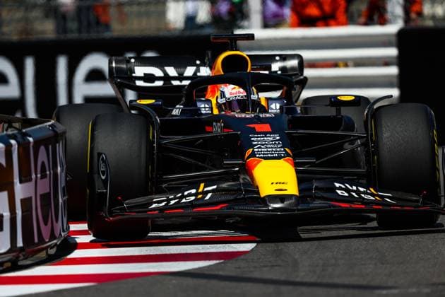 01 VERSTAPPEN Max (nld), Red Bull Racing RB19, action during the Formula 1 Grand Prix de Monaco 2023, 6th round of the 2023 Formula One World Championship, WM, Weltmeisterschaft from May 26 to 28, 2023 on the Circuit de Monaco, in Monaco - F1 - MONACO GRAND PRIX 2023 DPPI Panoramic  20230526_GOOD0861