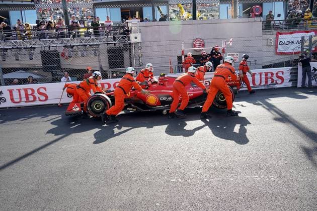 Formula 1 Grand Prix Monaco 2023 26 05 2023, Circuit de Monaco, Monte Carlo, Formula 1 Grand Prix Monaco 2023 ,in the picture accident of Carlos Sainz Jr ESP , Scuderia Ferrari in the last chicane before start finish nordphotoxGmbHx xBratic nph00250