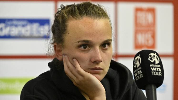 Tennis : Internationaux de Strasbourg 2023 - France- Clara Burel - France Tennis : Internationaux de Strasbourg 2023 - France - 26 05 23 ChrysleneCaillaud Panoramic 