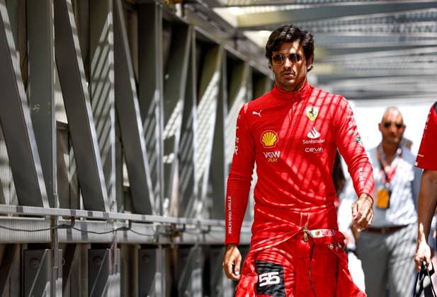 SAINZ Carlos (spa), Scuderia Ferrari SF-23, portrait during the Formula 1 Grand Prix de Monaco 2023, 6th round of the 2023 Formula One World Championship, WM, Weltmeisterschaft from May 26 to 28, 2023 on the Circuit de Monaco, in Monaco - F1 - MONACO GRAND PRIX 2023 DPPI Panoramic  F12023GP07MCO_JK027276