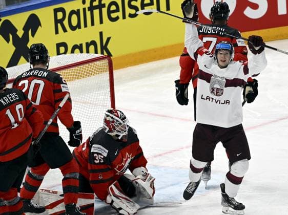 Dans Locmelis of Latvia (R) celebrates his 0-1 goal during the 2023 IIHF Ice hockey, Eishockey World Championships semifinal match between Canada and Latvia in Tampere on May 27, 2023. Tampere Finland LKFTJK20230527143315YXCG  Copyright: xJussixNukarix LKFTJK20230527143315YXCG