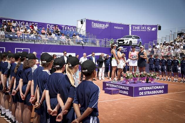 Finale du double fÃ minin. Internationaux de Strasbourg 2023 YIFAN XU (CHN) ZHAOXUAN YANG (CHN) DESIRAE KRAWCZYK (USA) GIULIANA OLMOS (MEX) Tennis : Internationaux de Strasbourg 2023 - France - 27 05 23 ElyxandroCegarra Panoramic 