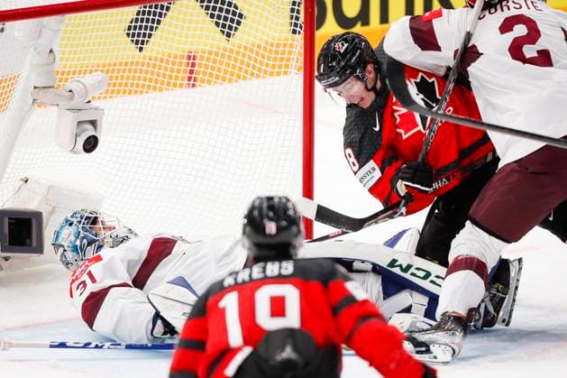 Cody Glass 8, CAN and Arturs Silovs 31, LAT during the 2023 IIHF Ice hockey, Eishockey World Championship, WM, Weltmeisterschaft Semifinal match between Canada - Latvia at the Nokia Arena on 27. May 2023 in Tampere, Finland. (KALLE PARKKINEN Newspix24)  Copyright: xKallexParkkinenx np24271558282