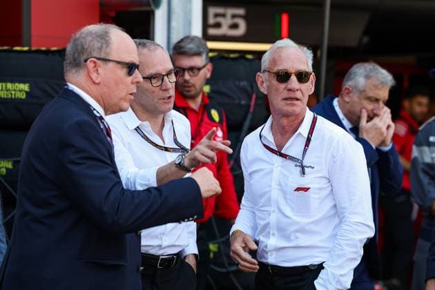 HSH Prince Albert II of Monaco, with DOMENICALI Stefano (ita), Chairman and CEO Formula One Group FOG, and MAFFEI Greg (usa), President & Chief Executive Officer of Liberty Media, portrait during the Formula 1 Grand Prix de Monaco 2023, 6th round of the 2023 Formula One World Championship, WM, Weltmeisterschaft from May 26 to 28, 2023 on the Circuit de Monaco, in Monaco - F1 - MONACO GRAND PRIX 2023 DPPI Panoramic 20230527_G0OD2736