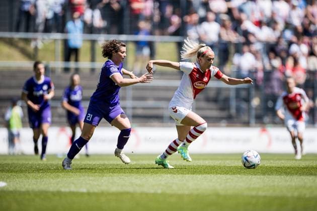 FLYERALARM Women Football Bundesliga, 1 FC Koeln SGS Essen 28 05 2023 Anja Pfluger SGS Essen, 21 , Mandy Islacker 1 FC Koeln, 8 FLYERALARM Women Football Bundesliga, 1 FC Koeln SGS Essen, Koeln, Geissbockheim DFB REGULATIONS PROHIBIT ANY USE OF PHOTOGRAPHS AS IMAGE SEQUENCES AND OR QUASI VIDEO Copyright: xBEAUTIFULxSPORTS Wunderlx