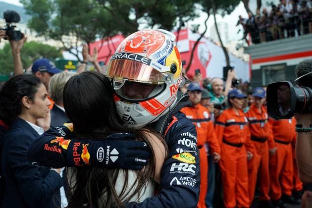 Formula 1 Grand Prix Monaco 2023 28 05 2023, Circuit de Monaco, Monte Carlo, Formula 1 Grand Prix Monaco 2023 ,in picture winner Max Verstappen NLD , Oracle Red Bull Racing is happy about the victory with girlfriend Kelly Piquet nordphotoxGmbHx xBratic nph00250