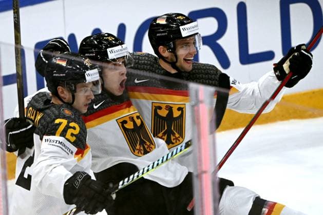 Eishockey, WM, Finale, Kanada - Deutschland Dominik Kahun, John Peterka and Frederik Tiffels of Germany celebrate team s 0-1 goal during the 2023 IIHF Ice hockey, Eishockey World Championships final match between Canada and Germany in Tampere on May 28, 2023. Tampere Finland LKFTJK20230528203132LCNY  Copyright: xJussixNukarix LKFTJK20230528203132LCNY