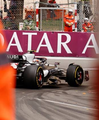 28 05 2023, Circuit de Monaco, Monte Carlo, Formula 1 Grand Prix Monaco 2023 ,in picture Yuki Tsunoda JPN , Scuderia AlphaTauri drives a pigeon at Monte Carlo Circuit de Monaco Monaco  eu-images-506