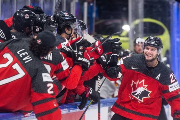 230528 Scott Laughton of Canada celebrates scoring 5 2 during the 2023 IIHF Ice Hockey World Championship final game between Canada and Germany on May 28, 2023 in Tampere Photo Joel Marklund BILDBYRAN kod JM JM0489 bbeng ishockey ice hockey ice hockey vm 2023 ishockey vm vm vm 2023 iihf ice hockey world championship final canada canada germany germany jubel  Copyright: JOELxMARKLUND BB230528JM136