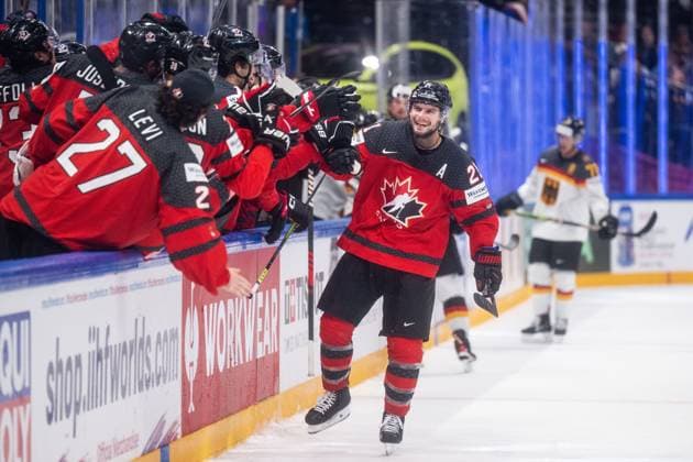 230528 Scott Laughton of Canada celebrates scoring 5 2 during the 2023 IIHF Ice Hockey World Championship final game between Canada and Germany on May 28, 2023 in Tampere Photo Joel Marklund BILDBYRAN kod JM JM0489 bbeng ishockey ice hockey ice hockey vm 2023 ishockey vm vm vm 2023 iihf ice hockey world championship final canada canada germany germany jubel  Copyright: JOELxMARKLUND BB230528JM137