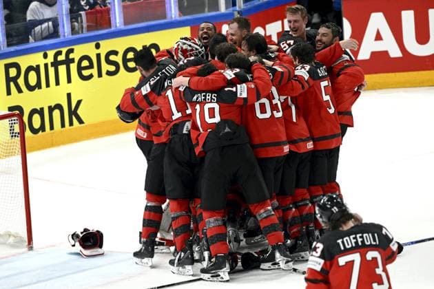 Eishockey, WM, Finale, Kanada - Deutschland Team of Canada celebrates after winning the 2023 IIHF Ice hockey, Eishockey World Championships final match between Canada and Germany in Tampere on May 28, 2023. Tampere Finland LKFTJK20230528223350IBNS  Copyright: xJussixNukarix LKFTJK20230528223350IBNS