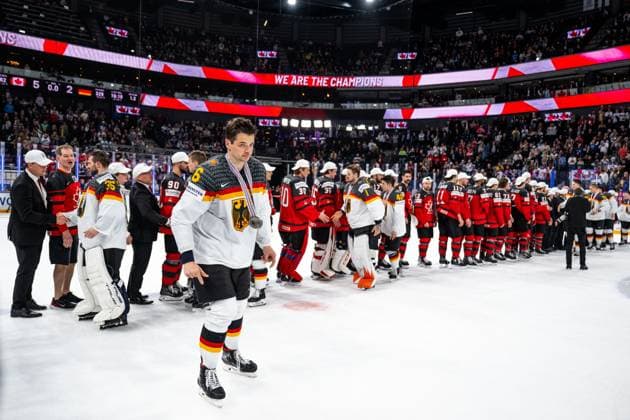 230528 Kai Wissmann of Germany looks dejected after the 2023 IIHF Ice Hockey World Championship final game between Canada and Germany on May 28, 2023 in Tampere Photo Joel Marklund BILDBYRAN kod JM JM0489 bbeng ishockey ice hockey ishockey vm 2023 ishockey vm vm vm 2023 iihf ice hockey world championship final canada canada germany germany depp  Copyright: JOELxMARKLUND BB230528JM163