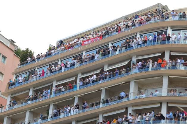 Fans watching the race from balconies during the Formula 1 Grand Prix de Monaco 2023, 6th round of the 2023 Formula One World Championship, WM, Weltmeisterschaft from May 26 to 28, 2023 on the Circuit de Monaco, in Monaco - F1 - MONACO GRAND PRIX 2023 - RACE DPPI Panoramic  20230528_353A1964