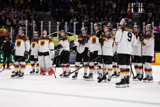 TAMPERE, FINLAND MAY 28 Germany squad are crushed after being defeated during the 2023 IIHF Ice Hockey World Championship Finland Latvia game between Canada and Germany at Nokia Arena on May 28, 2023 in Tampere, Finland Tampere Nokia Arena Finland  Copyright: xJustPictures.ch JarixPestelaccix