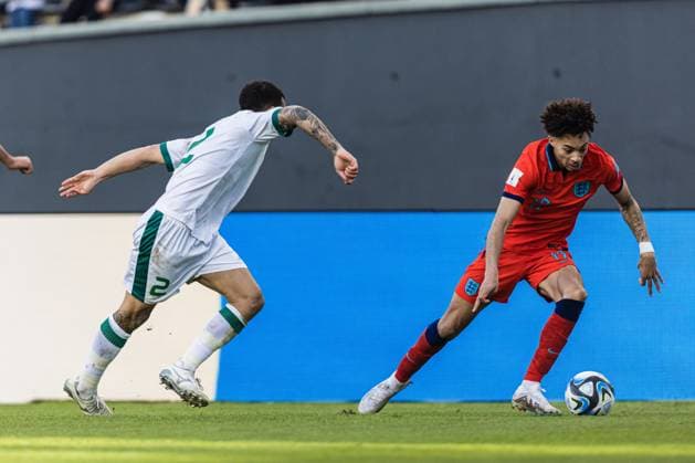 Fußball, U20 WM, Irak - England FIFA U20 WORLD CUP Iraque x Inglaterra LA PLATA, BA - 28.05.2023: FIFA U20 WORLD CUP IRAQUE X INGLATERRA - La Plata, Argentina. 28 May 2023. Samuel EDOZIE of England U-20 during the FIFA U-20 World Cup group game between Iraq and England at La Plata Stadium. (Photo: Sporteo Fotoarena) x2380571x  Sporteo