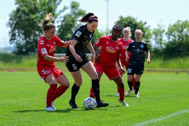 29 05 2023, GER, Soccer, 2 Women Bundesliga 2022 2023, SG 99 Andernach 1 FC Köln U20 Kathrin Schermuly 5 Andernach claims the ball Andernach Stadium Rheinland Pfalz Germany
