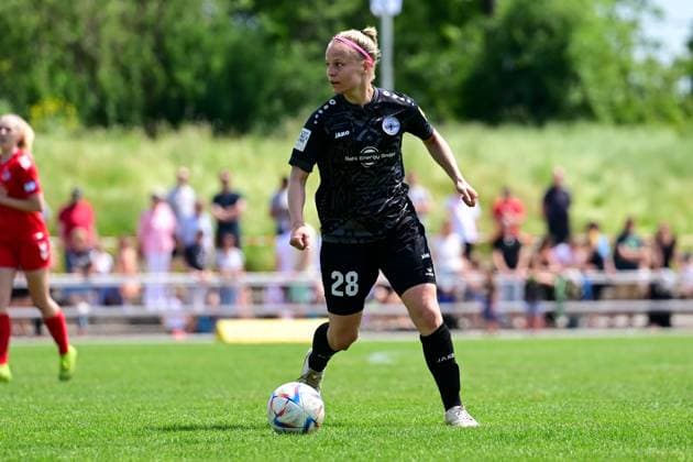 29 05 2023, GER, Soccer, 2 Women Bundesliga 2022 2023, SG 99 Andernach 1 FC Köln U20 Alina Wagner 28 Andernach controls the ball Andernach Stadium Rheinland Pfalz Germany