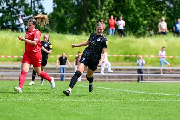 29 05 2023, GER, Soccer, 2 Women Bundesliga 2022 2023, SG 99 Andernach 1 FC Köln U20 Carolin Schraa 7 Andernach cheers the 2 1 Andernach Stadium Rhineland Palatinate Germany.