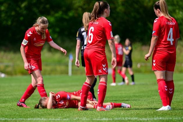 29 05 2023, GER, Soccer, 2 Women Bundesliga 2022 2023, SG 99 Andernach 1 FC Köln U20 Lilith Schmidt Köln is injured on the ground Andernach Stadion Rheinland Pfalz Germany