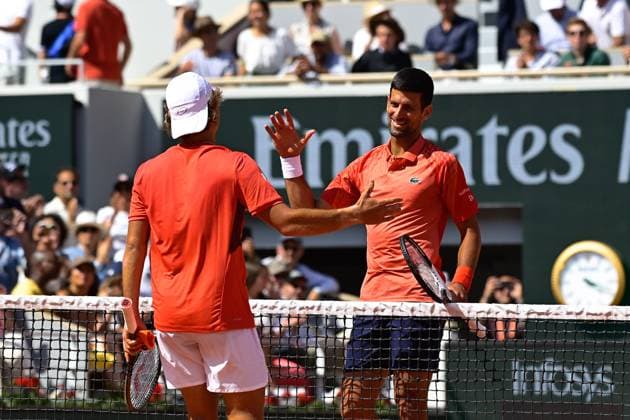 Attitude - Joie de Novak Djokovic ( Serbie ) - Alexsandar Kovacevic ( USA ) TENNIS : Roland Garros 2023 - Internationaux de France - 29 05 2023 FedericoPestellini Panoramic 