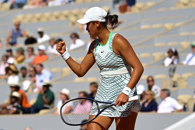 Attitude - Joie de Xiyu Wang ( CHi ) - TENNIS : Roland Garros 2023 - Internationaux de France - 29 05 2023 FedericoPestellini Panoramic 