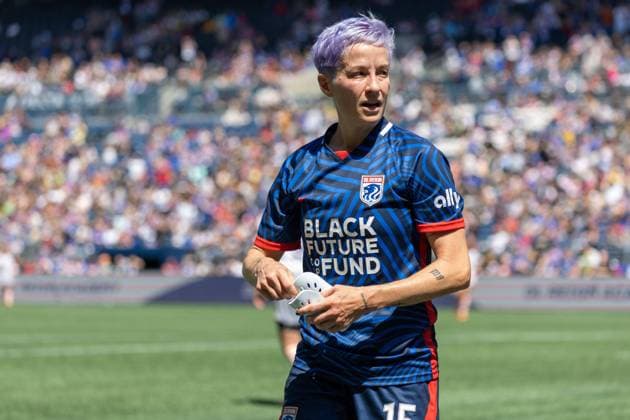 May 27, 2023, Seattle, Washington, USA: Reign player MEGAN RAPINOE 15, walks off the field on a substitution in the 2nd half, at the game OL Reign vs. Angel City FC, where the Reign win 4-1 on 5 27 23. Soccer 2023: Reign 4:1 Angel City  - ZUMAl Ci 20230527_spo_l181_066 Copyright: xMelissxLevinx