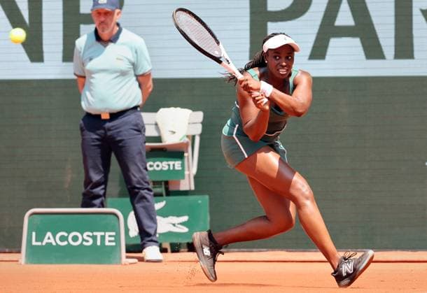 US Sloane Stephens returns the ball to Czech Karolina Pliskova during the French Tennis Open s first-round matches at Roland Garros in Paris, France, on Monday, May 29, 2023. Stephens won 6-0, 6-4.  PAR20230529501 MAYAxVIDON-WHITE