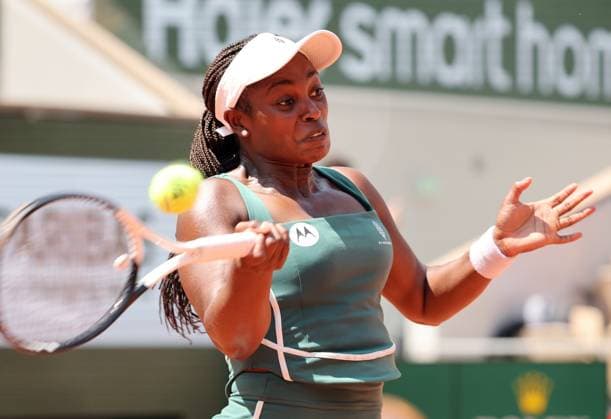 US Sloane Stephens returns the ball to Czech Karolina Pliskova during the French Tennis Open s first-round matches at Roland Garros in Paris, France, on Monday, May 29, 2023. Stephens won 6-0, 6-4.  PAR20230529506 MAYAxVIDON-WHITE