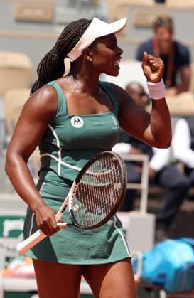 US Sloane Stephens celebrates her win against Czech Karolina Pliskova during the French Tennis Open s first-round matches at Roland Garros in Paris, France, on Monday, May 29, 2023. Stephens won 6-0, 6-4.  PAR20230529509 MAYAxVIDON-WHITE