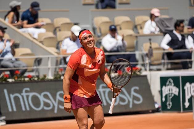TENNIS - WTA, Tennis Damen French Open 2023 PARIS,FRANCE,30.MAY.23 - TENNIS - WTA Tour, French Open, Roland Garros, Grand Slam. Image shows Ons Jabeur (TUN).  GEPAxpictures xFrancoisxAsal