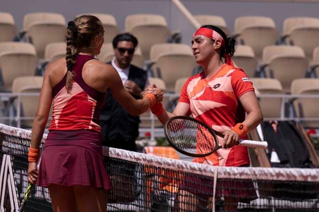 Roland Garros 2023 PARIS, IF - 30.05.2023: ROLAND GARROS 2023 - Ons Jabeur and Lucia Bronzetti after the match between Ons Jabeur and Lucia Bronzetti at the Roland Garros 2023 tournament held in Paris, France. Jabeur won 2-0 (Photo: Richard Callis Fotoarena) x2381908x  RichardxCallis