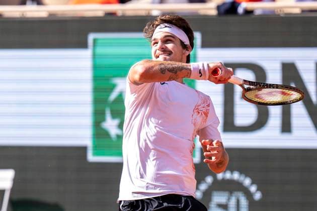 Roland Garros 2023 PARIS, IF - 30.05.2023: ROLAND GARROS 2023 - Thiago Seyboth Wild celebrates after winning his game against Daniil Medvedev at the Roland Garros 2023 tournament held in Paris, France. Thiago won 3-2 (Photo: Richard Callis Fotoarena) x2382013x  RichardxCallis