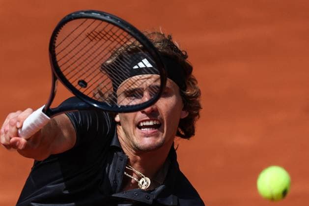 2023 French Open - Day Three Alexander ZVEREV (GER) in action during his match against Lloyd HARRIS (RSA) on Simonne-MATHIEU court in The French Open Roland Garros 2023 tennis tournament day three. Paris France  Copyright: xIbrahimxEzzatx originalFilename:ezzat-notitle230530_nphmw.jpg
