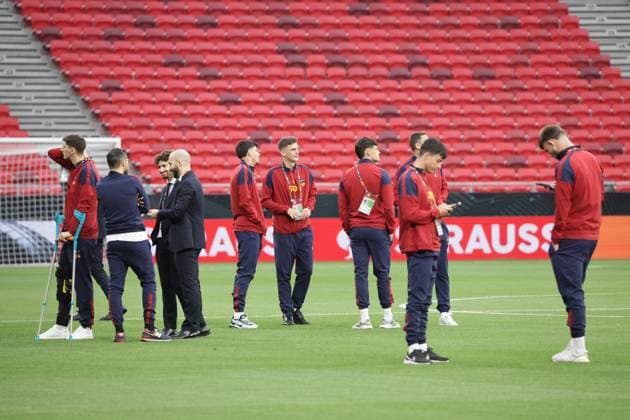 SOCCER - UEFA EL, Sevilla vs Roma BUDAPEST,HUNGARY,30.MAY.23 - SOCCER - UEFA Europa League, final, FC Sevilla vs AS Roma, preview, press conference, PK, Pressekonferenz pitch walk Roma. Image shows the team of Roma.  GEPAxpictures xCsabaxDoemoetoer