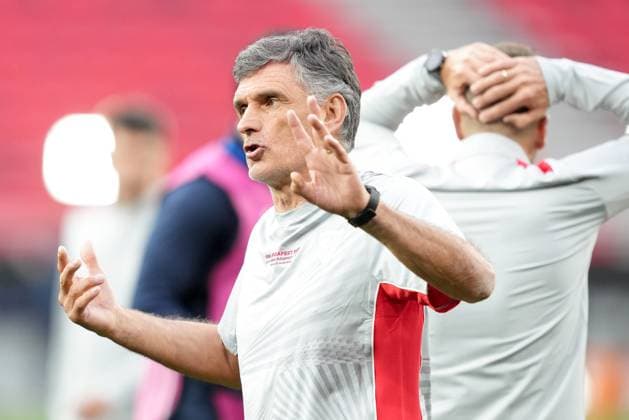 Sevilla FC Training Session - UEFA Europa League: Final Jose™ Luis Mendilibar manager of Sevilla FC gestures during training session ahead UEFA Europa League final match between Sevilla FC and AS Roma at Puskas Arena, Budapest, Hungary on May 30, 2023. Budapest Budapest Hungary  Copyright: xGiuseppexMaffiax originalFilename:maffia-sevillaf230530_np1j6.jpg