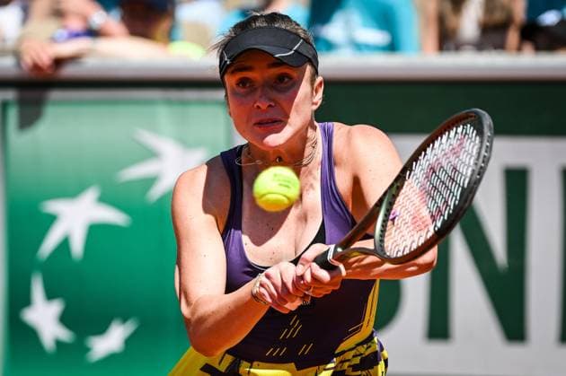 May 31, 2023, Paris, France, France: ELINA SVITOLINA of Ukraine in action against S. Sanders of Australia during the fourth day of Roland-Garros 2023, French Open 2023, Grand Slam tennis tournament at the Roland-Garros Stadium in Paris, France. Svitolina won 2:6, 6:3, 6:1. Paris France - ZUMAm308 20230531_zsp_m308_003 Copyright: xMatthieuxMirvillex