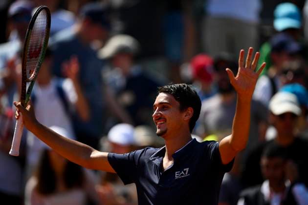 joie de Lorenzo Sonego (Ita) TENNIS : Roland Garros 2023 - Paris - 31 05 2023 JBAutissier Panoramic 