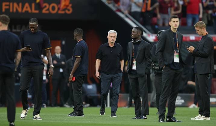 Sevilla v AS Roma, UEFA Europa League Final 2023, Puskas Arena, Budapest, Hungary. - 31st May 2023 Jose Mourinho Manager of Roma on a pre match pitch walk with his players. - Sevilla v AS Roma, UEFA Europa League Final 2023, Puskas Arena, Budapest, Hungary. - 31st May 2023. Budapest Puskas Arena Hungary Copyright: xDanxWeirx CP_UEFA_Europa_League_Final_2023_28