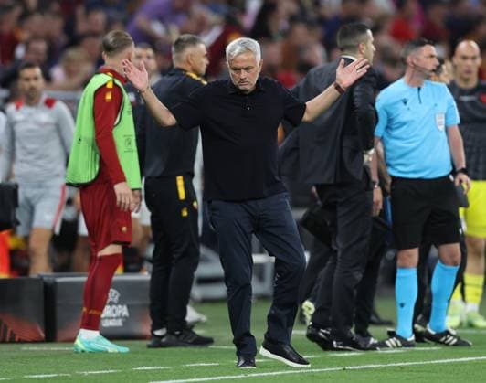 Budapest, Hungary, 31st May 2023. Jose Mourinho Manager of AS Roma gesticulates on the touchline during the UEFA Europa League Final match at Puskas Arena, Budapest. Picture credit should read: David Klein Sportimage EDITORIAL USE ONLY. No use with unauthorised audio, video, data, fixture lists, club league logos or live services. Online in-match use limited to 120 images, no video emulation. No use in betting, games or single club league player publications. SPI-2471-0066