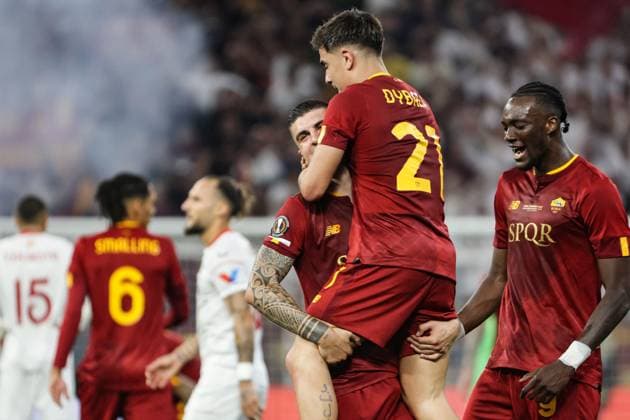 SOCCER - UEFA EL, Sevilla vs Roma BUDAPEST,HUNGARY,31.MAY.23 - SOCCER - UEFA Europa League, final, FC Sevilla vs AS Roma. Image shows the rejoicing of Paulo Dybala (Roma).  GEPAxpictures xCsabaxDoemoetoer