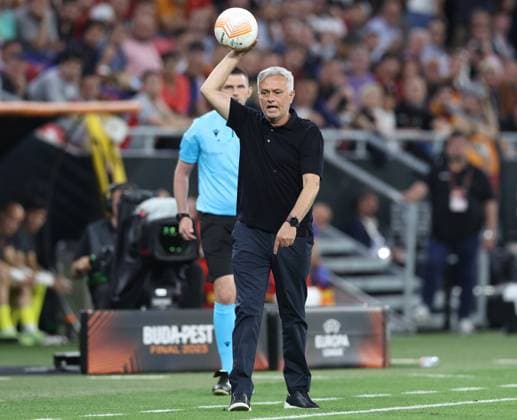 Budapest, Hungary, 31st May 2023. Jose Mourinho Manager of AS Roma grabs the ball during the UEFA Europa League Final match at Puskas Arena, Budapest. Picture credit should read: David Klein Sportimage EDITORIAL USE ONLY. No use with unauthorised audio, video, data, fixture lists, club league logos or live services. Online in-match use limited to 120 images, no video emulation. No use in betting, games or single club league player publications. SPI-2471-0096