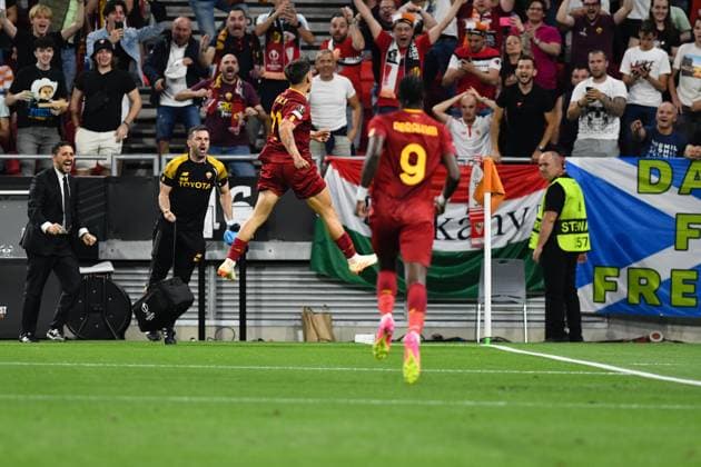 UEFA Europa League Final 2023: Sevilla vs Roma Paulo Dybala celebrating during UEFA Europa League Final 2023: Sevilla vs Roma, disputed on Puskas Arena, Budapest, 31 May 2023 Budapest Puskas Arena Hungary Copyright: xAncaxTepeix