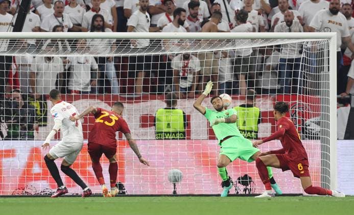 Budapest, Hungary, 31st May 2023. Sevilla equalise through and own goal during the UEFA Europa League Final match at Puskas Arena, Budapest. Picture credit should read: David Klein Sportimage EDITORIAL USE ONLY. No use with unauthorised audio, video, data, fixture lists, club league logos or live services. Online in-match use limited to 120 images, no video emulation. No use in betting, games or single club league player publications. SPI-2471-0106