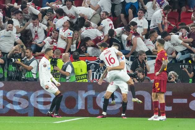 Sevilla FC v AS Roma - UEFA Europa League: Final Lucas Ocampos of Sevilla FC celebrates after scoring 1-1 during the UEFA Europa League final match between Sevilla FC and AS Roma at Puskas Arena, Budapest, Hungary on May 31, 2023. Budapest Budapest Hungary  Copyright: xGiuseppexMaffiax originalFilename:maffia-sevillaf230531_np9sI.jpg