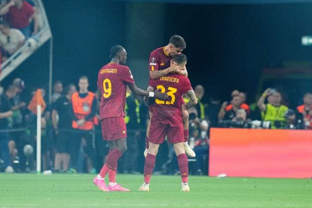 Sevilla FC v AS Roma - UEFA Europa League: Final Paulo Dybala of AS Roma celebrates after scoring 1-0 during the UEFA Europa League final match between Sevilla FC and AS Roma at Puskas Arena, Budapest, Hungary on May 31, 2023. Budapest Budapest Hungary  Copyright: xGiuseppexMaffiax originalFilename:maffia-sevillaf230531_np4EH.jpg