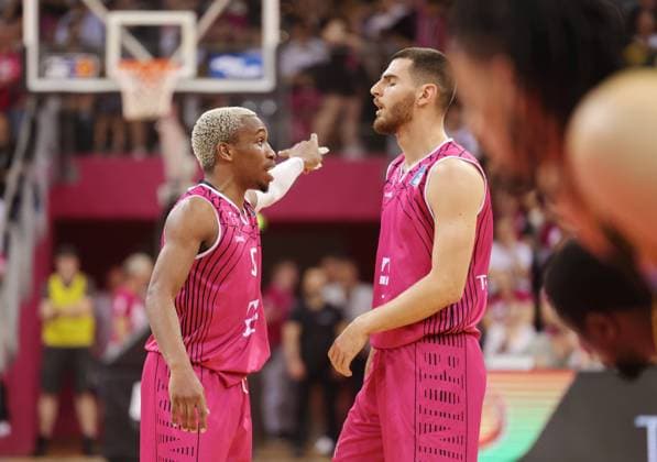 TJ Shorts II, Sebastian Herrera Telekom Baskets Bonn vs MHP RIESEN Ludwigsburg , Playoffs Semifinals Game 2
